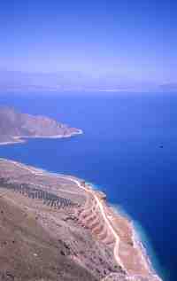 photos_crete14.jpg (172 K)