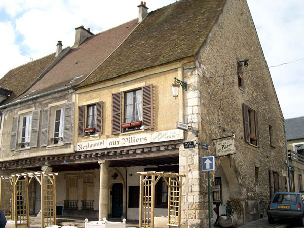 23-maison_de_piliers