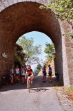 imm009_9A.jpg (329 K)