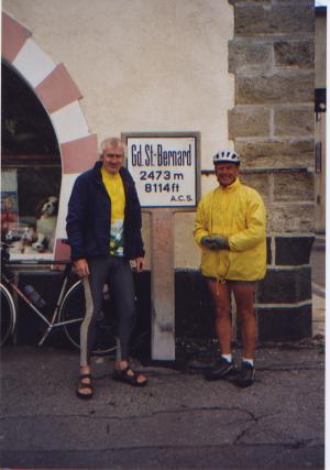 Jean-Pierre et Henri au col du Gd St Bernard