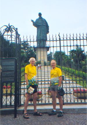 le
          colosse de San Carlone
