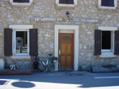 Refuge
          du col de Cabre