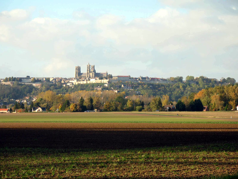 laon-01