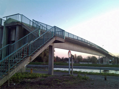 passerelle_d_auby