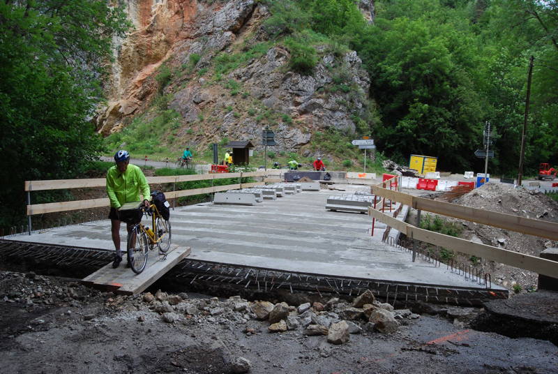 Pont en construction