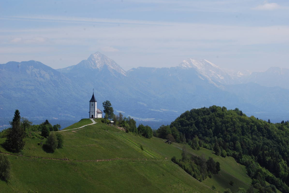 Chapelle de la haut sur la montagne