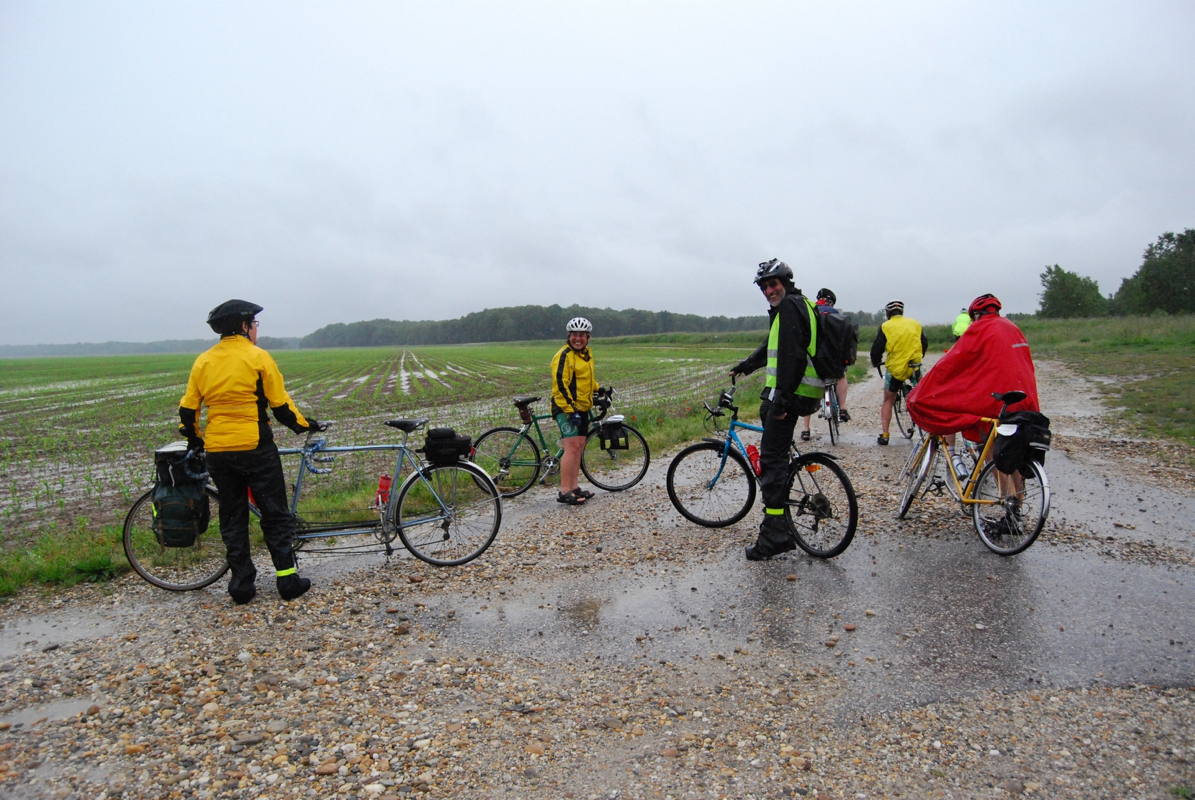 Chemin sablonneux et malaise