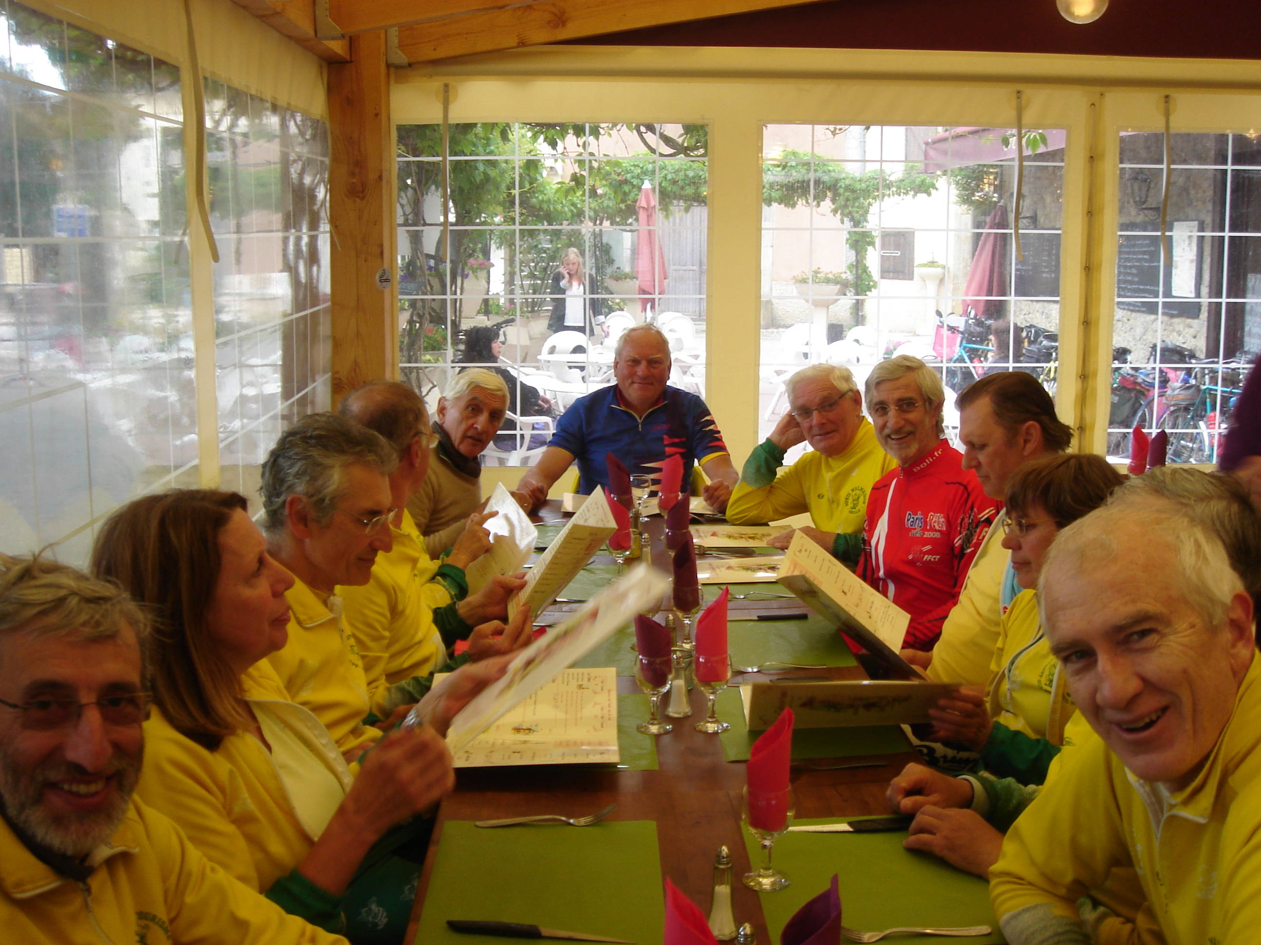 Chez Magda, c'est d&eacute;j&agrave; bien rempli