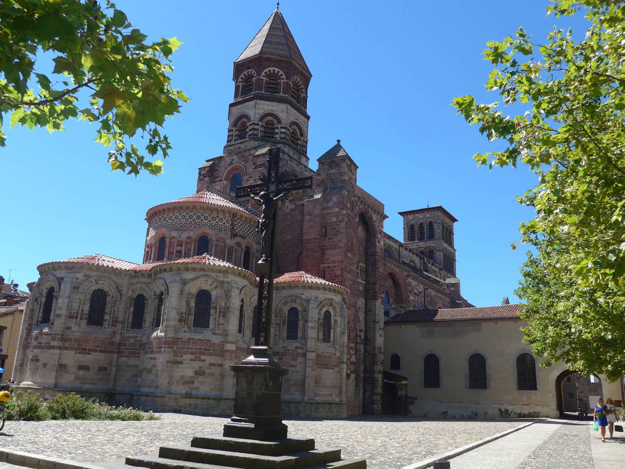 La basilique de BRIOUDE