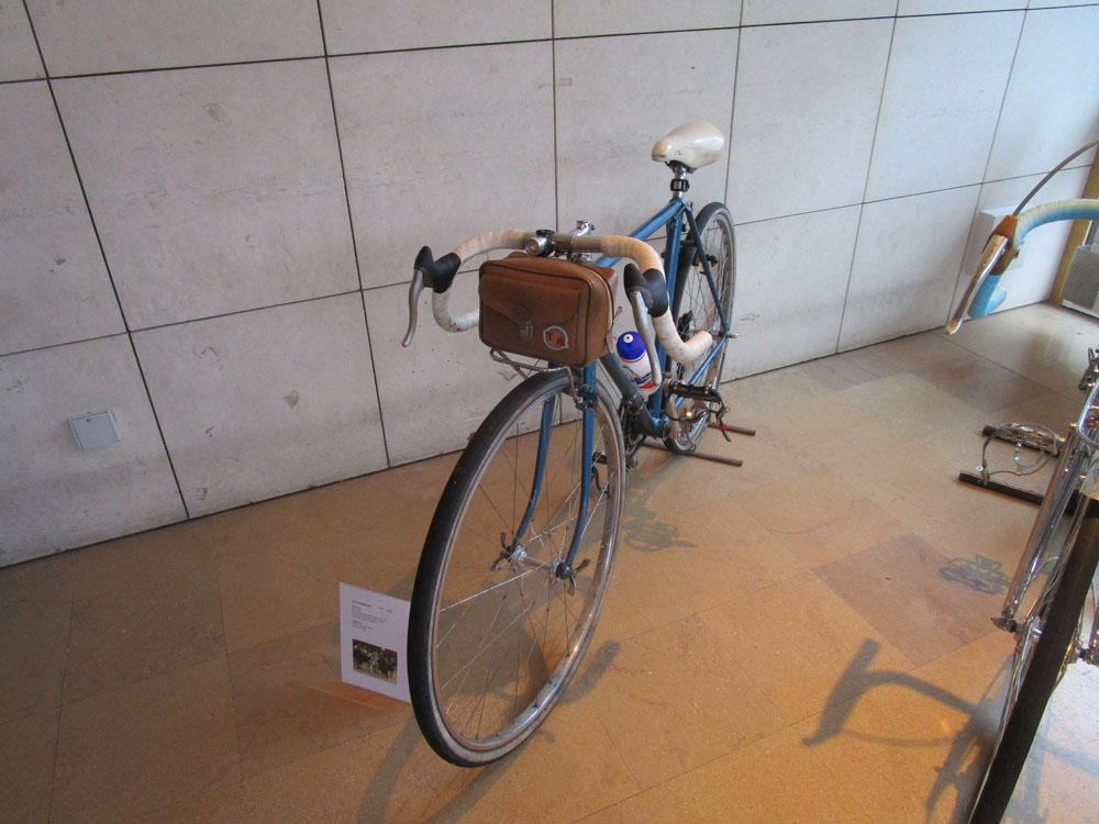 80 ans
              des cycles Alex Singer