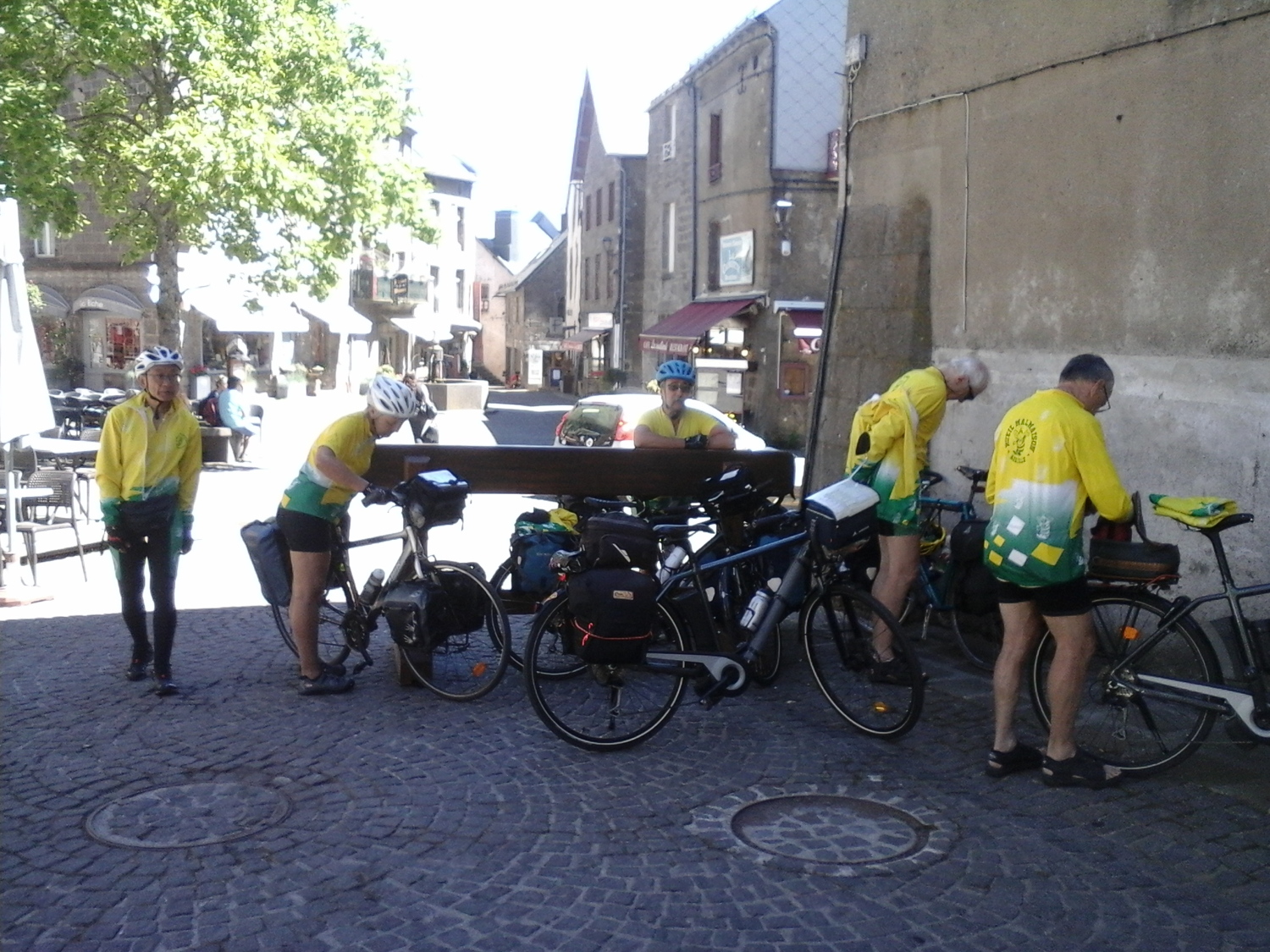 Besse
            en Chandesse