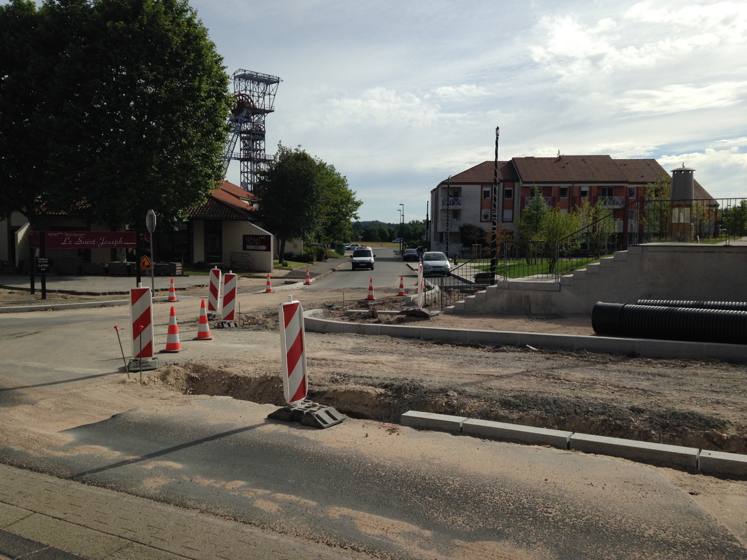 St Eloy
          ville triste anciennement mini&egrave;re