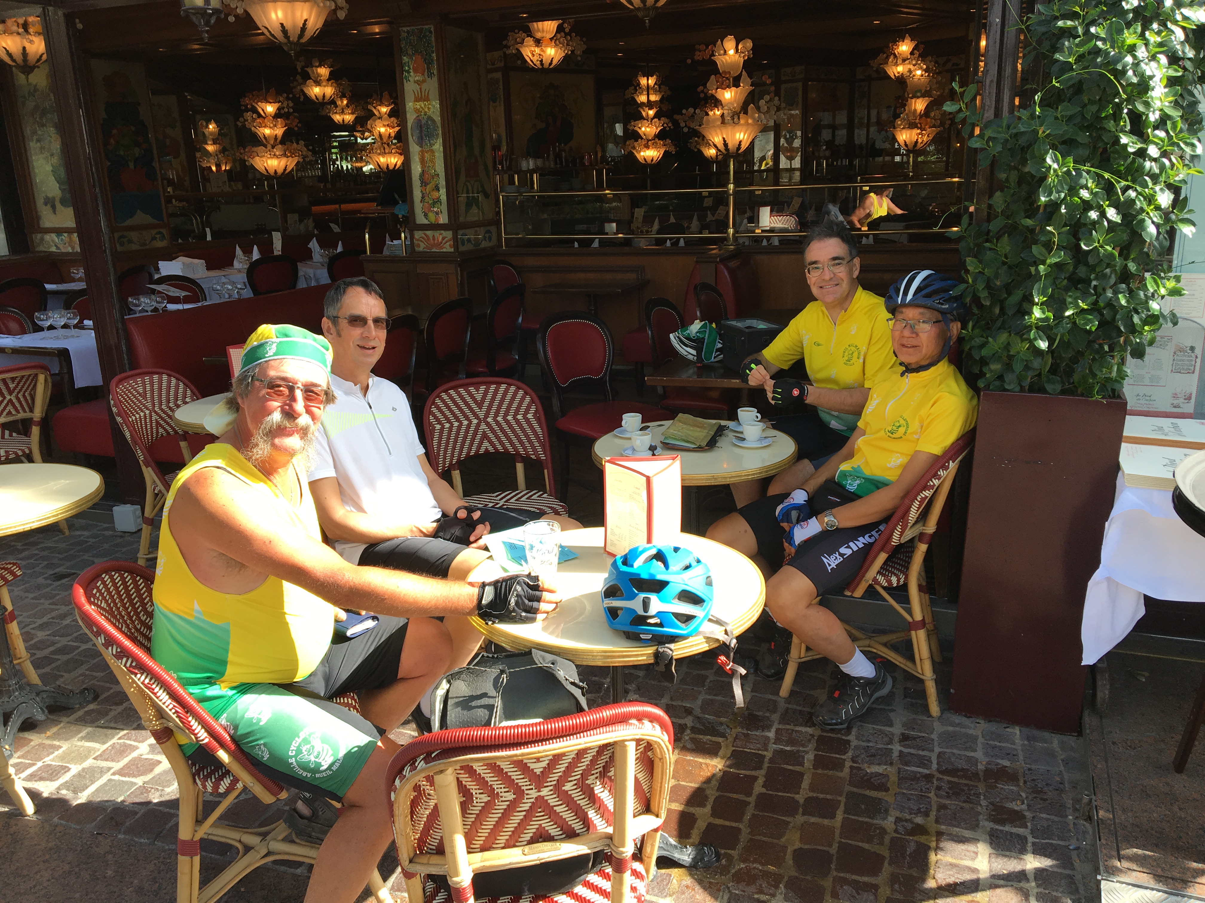 Avec
            Didier