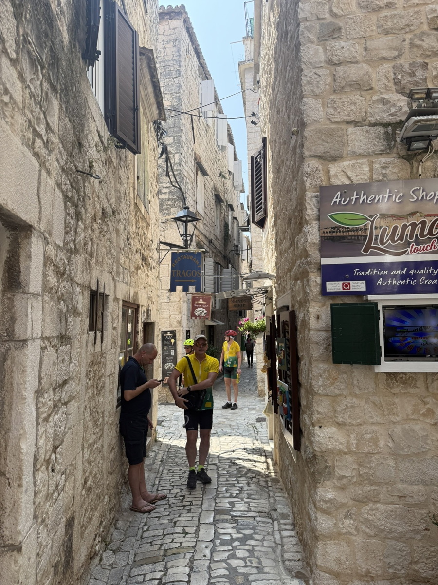 Voyage Abeille
              en Croatie