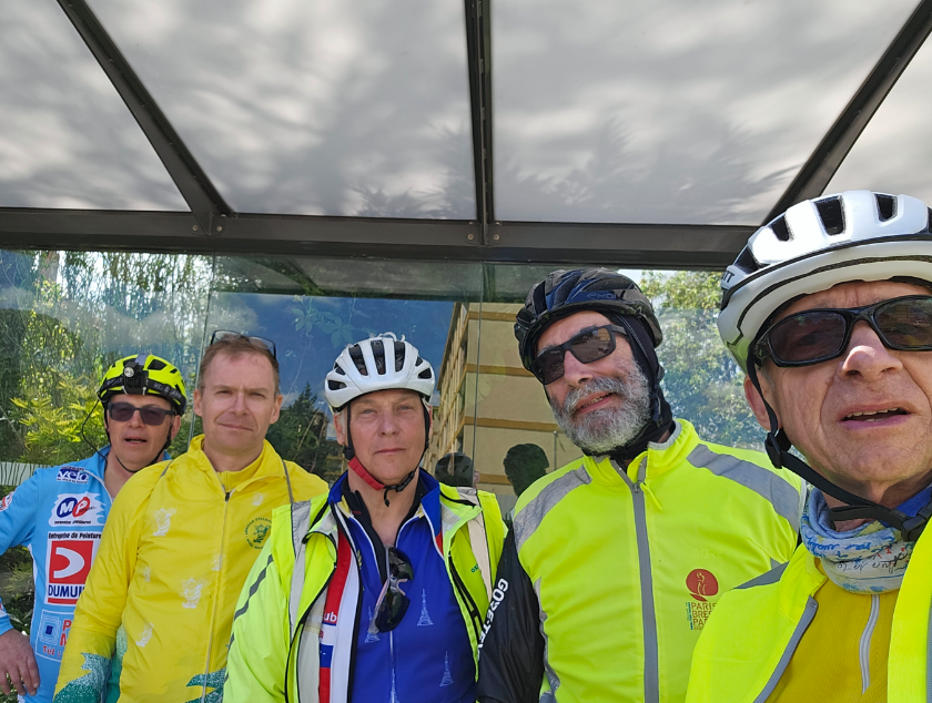 Fl&egrave;che Velocio Abeille